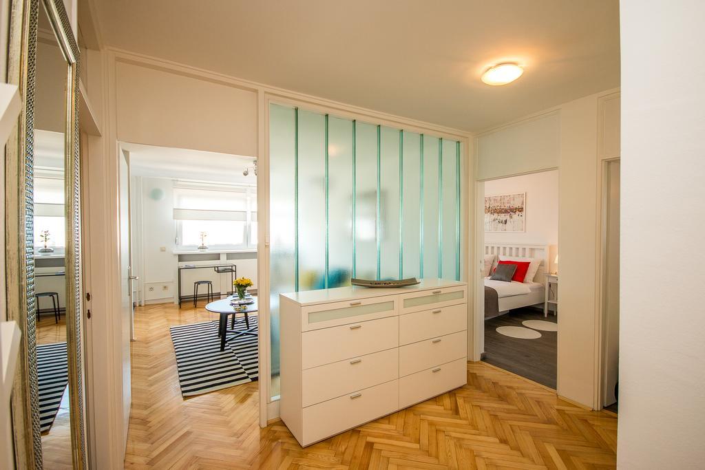 Hendrix Bridge Apartment Загреб Экстерьер фото